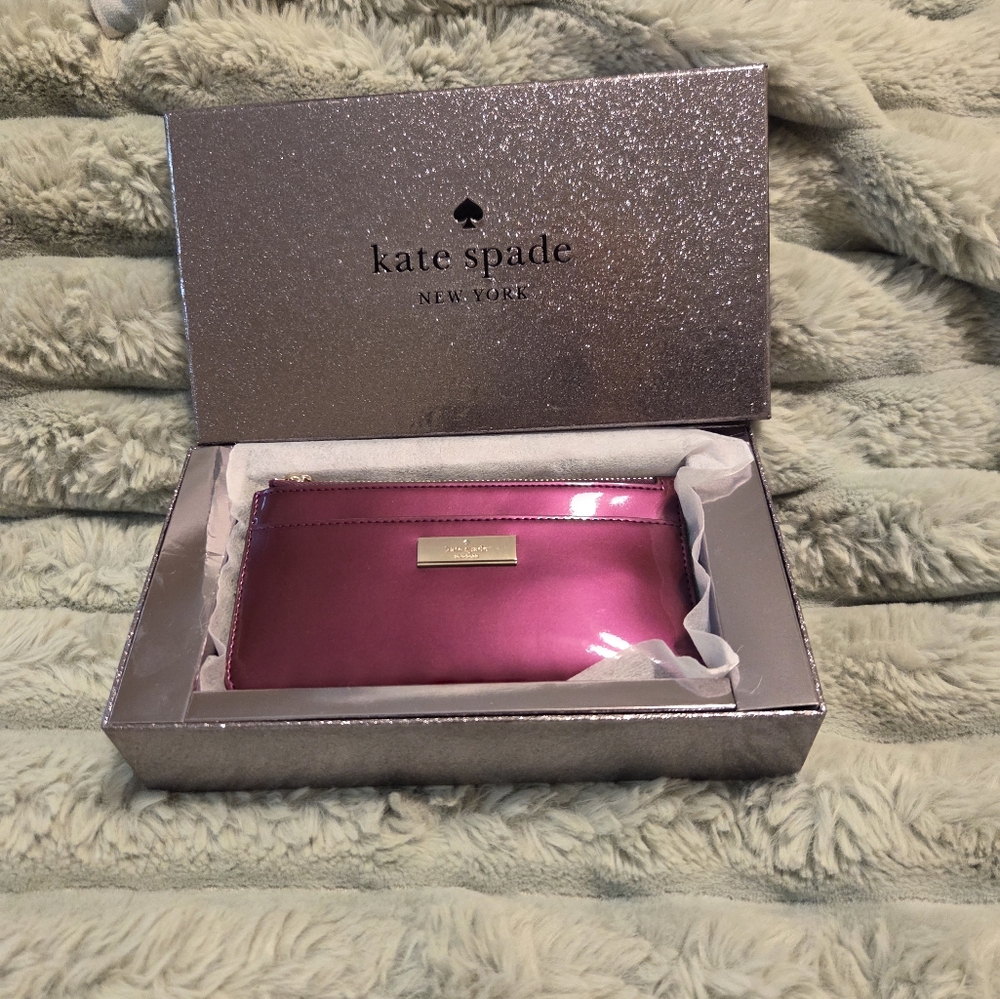 Kate Spade Raspberry Card Holder Case Sleek Design In Glossy Finish